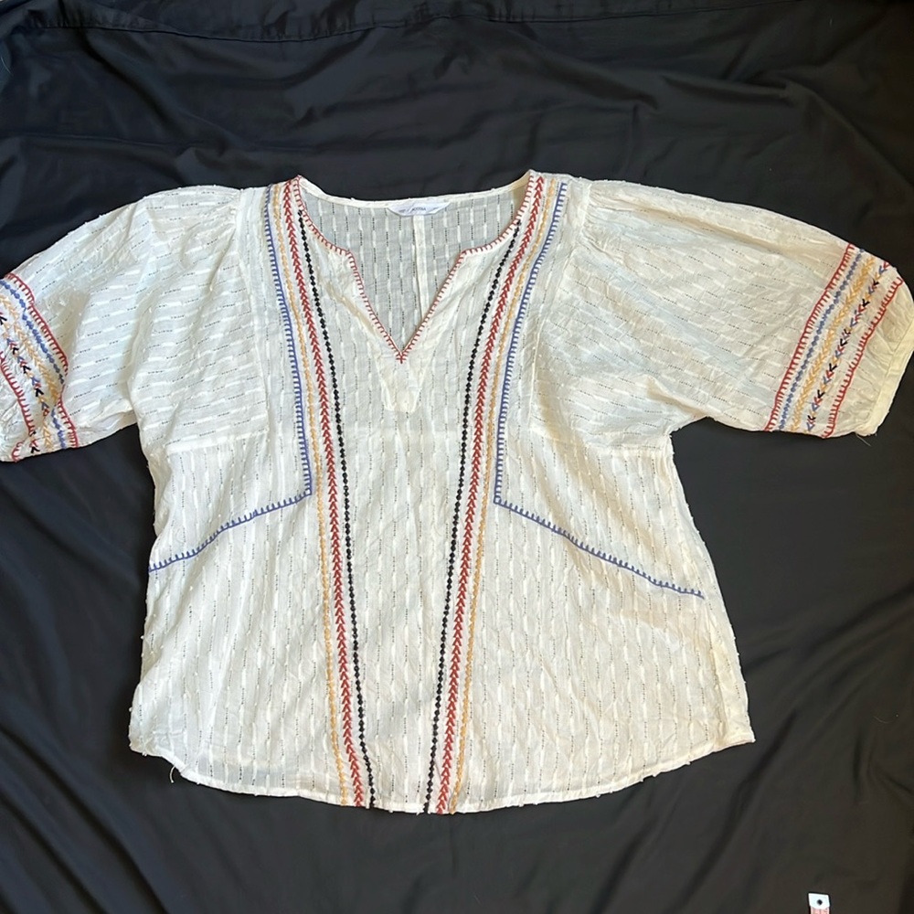 Acos&A Boho Embroidered V-Neck Top With Short Puffed Sleeves   Size Small